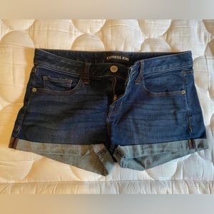 Express shorts - size 4